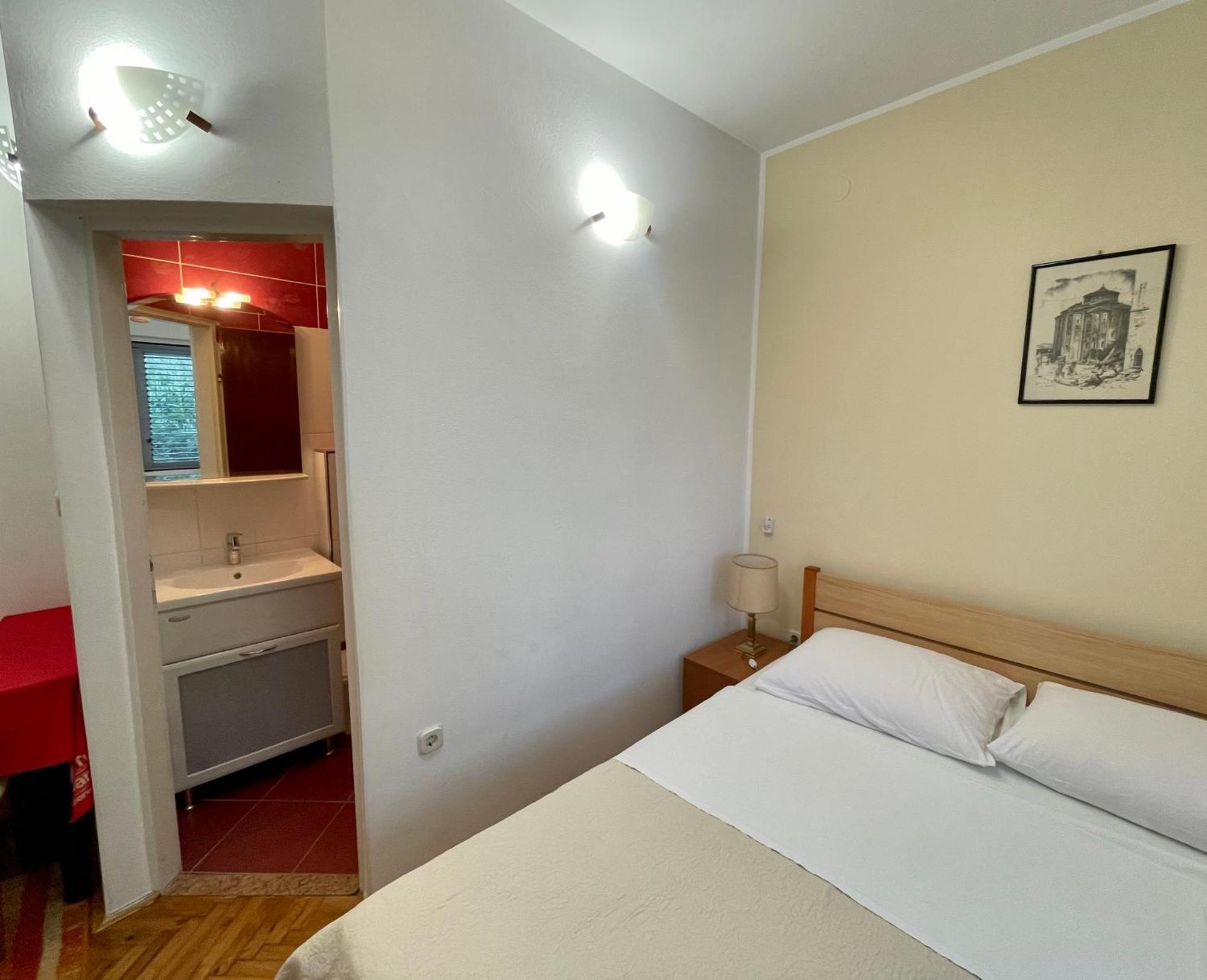 Ana Guest House Нин Экстерьер фото